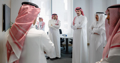 أصدر قرارات بتكليف قياداتها.. وبدأت استقبال السكان والزوار 