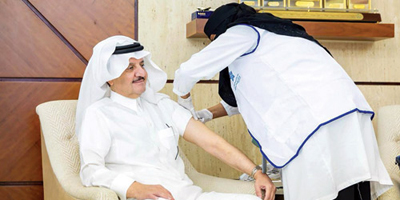 أمير المنطقة الشرقية يدشن حملة التطعيم ضد الإنفلونزا الموسمية 