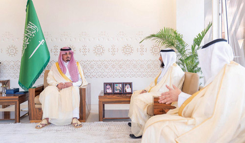 محافظ الدرعية مستقبلا وكيل وزارة الصحة وعددا من القيادات الصحية