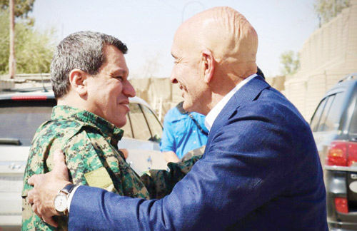 عبدي: اتفاق «مبدئي» على دمج قوات «قسد» ضمن وزارة الدفاع السورية 