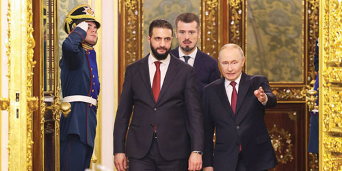 الرئيس الروسي مستقبلا نظيره السوري في موسكو