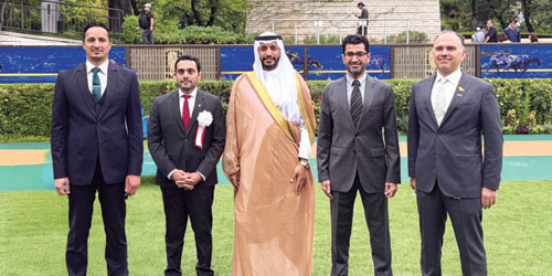 العسيري سلّم الكأس الملكي السعودي في اليابان للبطل 