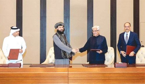 باكستان وأفغانستان تتفقان على وقف فوري لإطلاق النار 