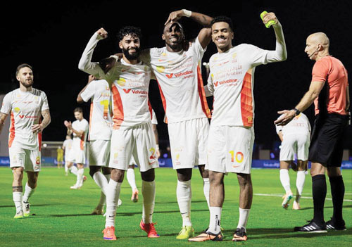  القادسية يستعيد الوصافة