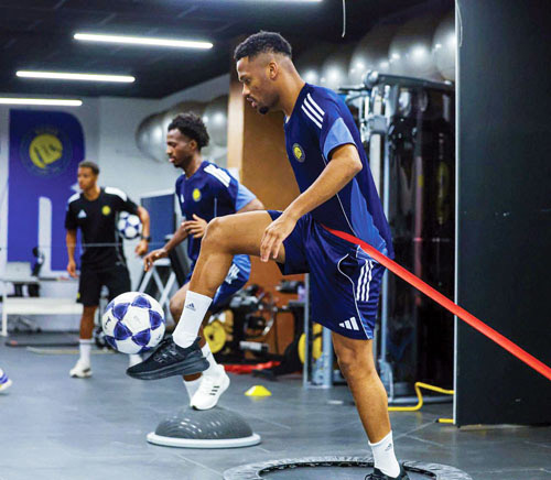  لقطة من تدريب النصر