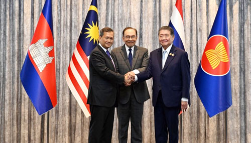 تايلاند وكمبوديا تتوصلان إلى اتفاق سلام 