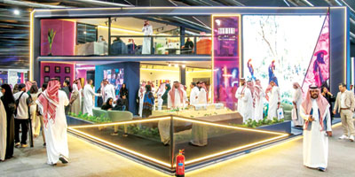 ساحة الفعاليات بمنتدى الأفلام تجمع المواهب السينمائية 