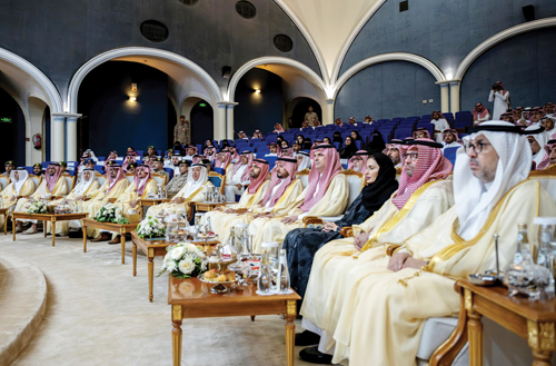 وزارة الدفاع توقع مذكرات تعاون مع 10 جامعات لبناء القدرات وتبادل الخبرات 