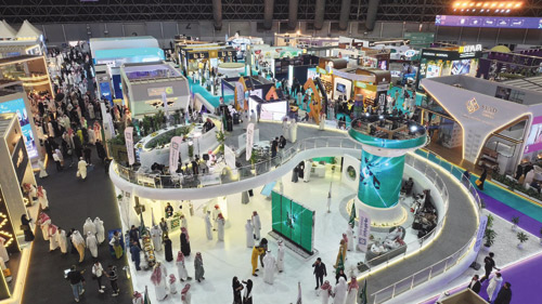 يشمل 80 جلسة حوارية و60 ورشة عمل 