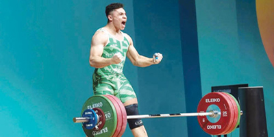 المدرهم يطير ببرونزية الأثقال 