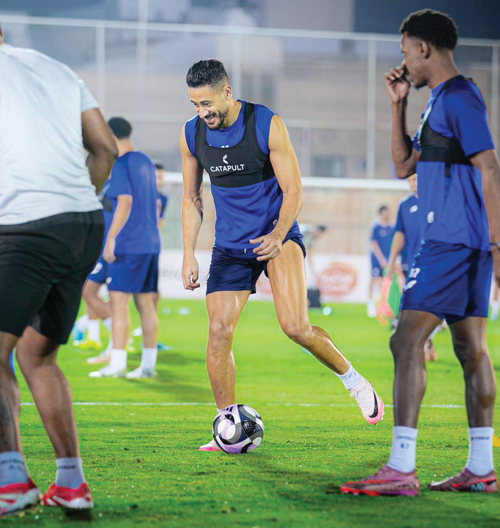 الفتح يستأنف تدريباته ويفتح ملف مواجهتي الهلال 