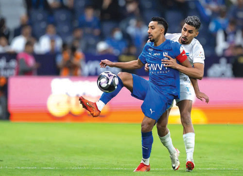  جانب من لقاء الهلال والفتح 2-1