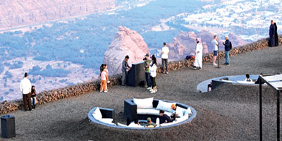 مطل الحَرّة في العُلا.. نافذة بانورامية على الجبال والواحات 