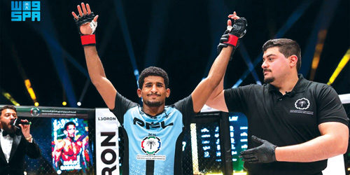 تتويج أبطال دوري المقاتلين المحترفين 