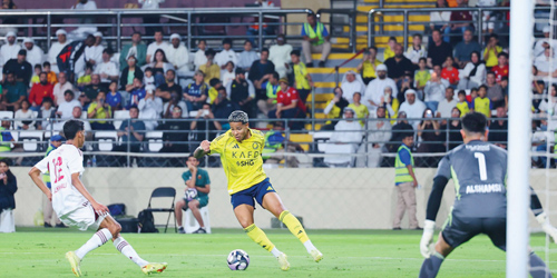  لقطة من مباراة النصر والوحدة