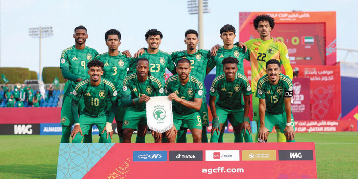 واصل تألقه وانتصاراته.. وأسقط المنتخب الإماراتي.. 