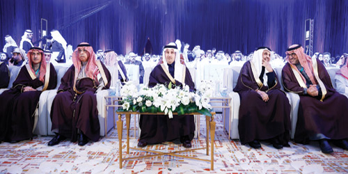 وزير النقل خلال افتتاحه المؤتمر