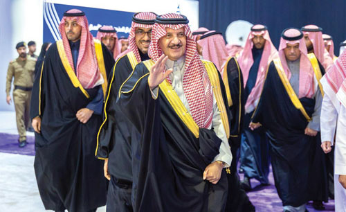 الأمير سعود بن نايف يُشرّف حفل الاستقبال السنوي لقطاع الأعمال بغرفة الشرقية 