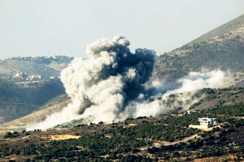 غارات إسرائيلية على منطقة النبطية بجنوب لبنان 