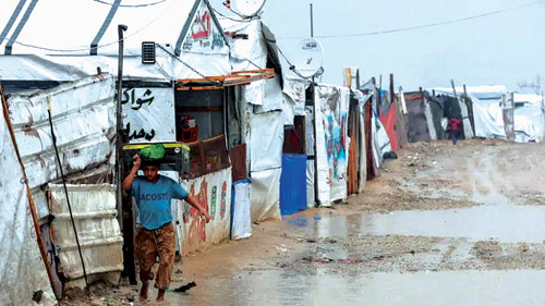 وسط اشتداد تأثير المنخفض الجوي 