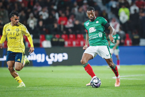 في اليوم الثاني من الجولة 12 في الدوري 