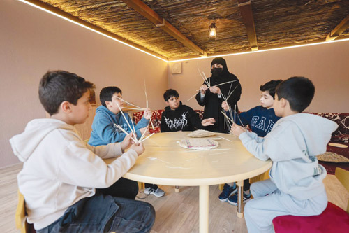 تجارب تفاعلية يقدمها برنامج «مسلّية» في الدرعية 