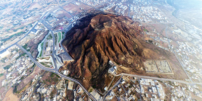 جبل «الحيلة» بعسير.. تكوين جيولوجي فريد 