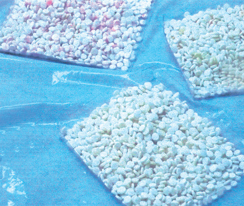 إحباط تهريب 4.7 مليون حبة من «الكبتاجون» داخل إرسالية «فحم» 