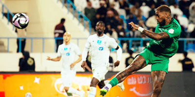 الأهلي يواصل تقدمه والفتح ينتصر للمرة الرابعة توالياً وتعادل الفيحاء والرياض 