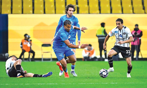 الاتحاد يواجه الاتفاق.. الأهلي يحل ضيفاً على الخلود.. والنصر يستضيف الشباب 