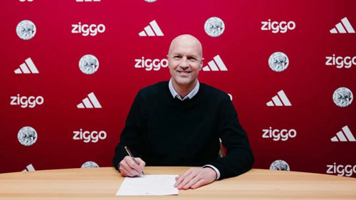 جوردي كرويف مديرا فنيا لأياكس أمستردام المتعثر 