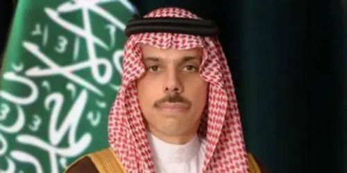 وقع اتفاقية عامة للتعاون مع الإكوادور 