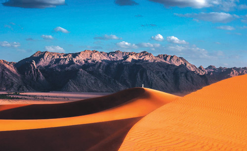 تنوع الشتاء يجذب سياح الخليج 