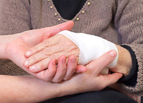 دراسة: القلق يؤخر التئام الجروح 