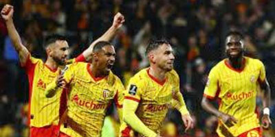 لانس يتغلب على لوهافر ويعتلي صدارة الدوري الفرنسي 