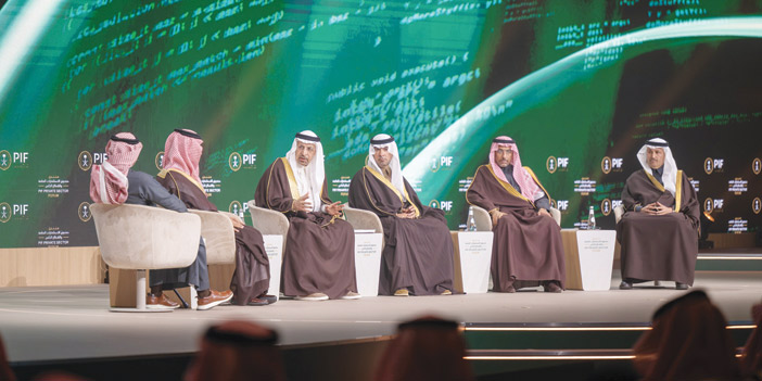 أكد أن ولي العهد أولى اهتماماً كبيراً بإعادة تشكيل دور الصندوق.. وزير الاستثمار: 