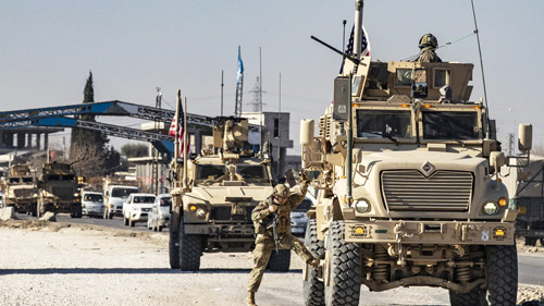 القوات السورية تتسلم قاعدة عسكرية غرب الحسكة 