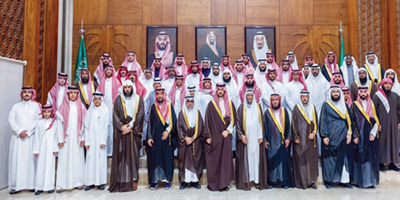 نائب أمير المنطقة الشرقية يلتقي منسوبي جمعية التحفيظ 