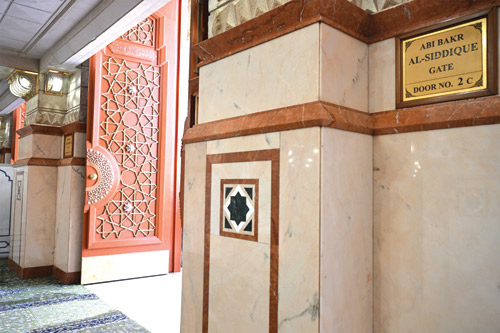 خوخة الصديق.. بابٌ مفتوح بأمر النبي في المسجد النبوي 