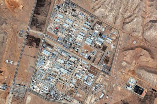 الوكالة الذرية: رصدنا أضراراً بمبنيين قرب موقع أصفهان النووي 