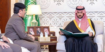 نائب أمير المنطقة الشرقية يتسلم التقرير السنوي لمكافحة المخدرات 