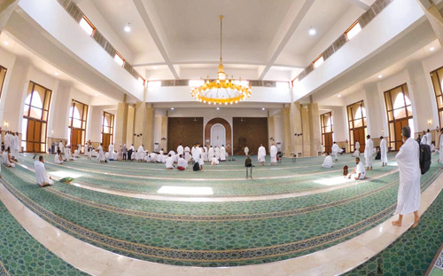 قرابة مليوني زائر للمواقيت ومساجد الحل في مكة المكرمة 