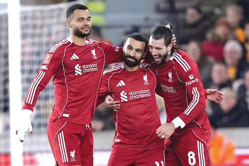 صدام قوي بين ليفربول ومانشستر سيتي 