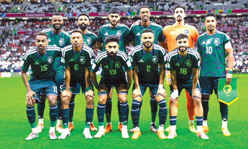 نقل معسكر الأخضر إلى جدة وصربيا 