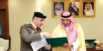أمير منطقة نجران يتسلم تقريرًا عن أعمال مكافحة المخدرات بالمنطقة 