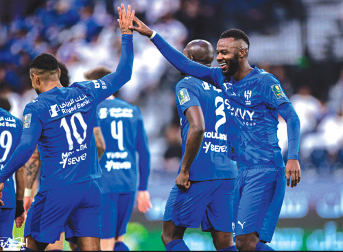 الأهلي والهلال في قمة وكلاسيكو نحو اللقب.. والخلود يسعى لكتابة التاريخ أمام حامل اللقب 