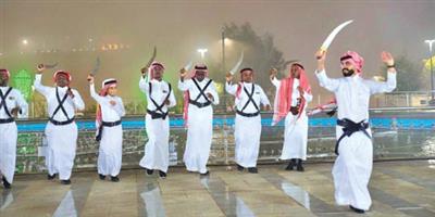 العرضة الجنوبية تُنعش ليالي عيد الفطر في الباحة 