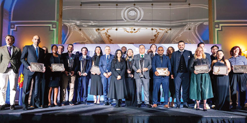 الاتحاد الدولي للسيارات (FIA) يعلن الفائزين بالسياحة الرياضية 