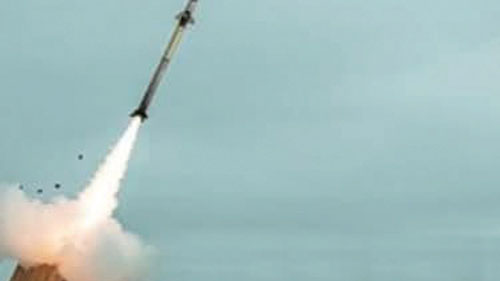 وزارة الدفاع الإماراتية: إسقاط 5 صواريخ باليستية و17 مُسيَّرة قادمة من إيران 