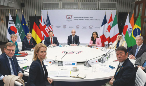 بمشاركة المملكة في اجتماع رباعي في باكستان لخفض التوتر بالمنطقة يضم مصر وتركيا وباكستان 